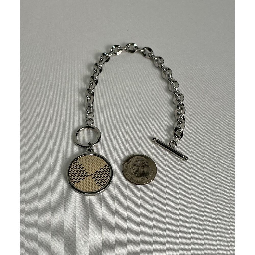 Louis Vuitton Damier Canvas Round Toggle Bracelet - Picture 4 of 6